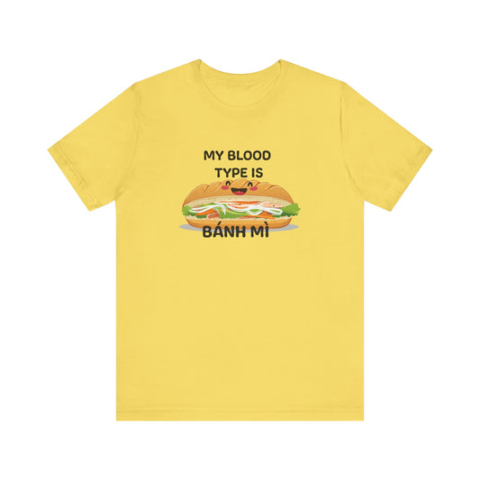 Bánh Mì Lover Tee - Vietnam Foodie Statement Shirt
